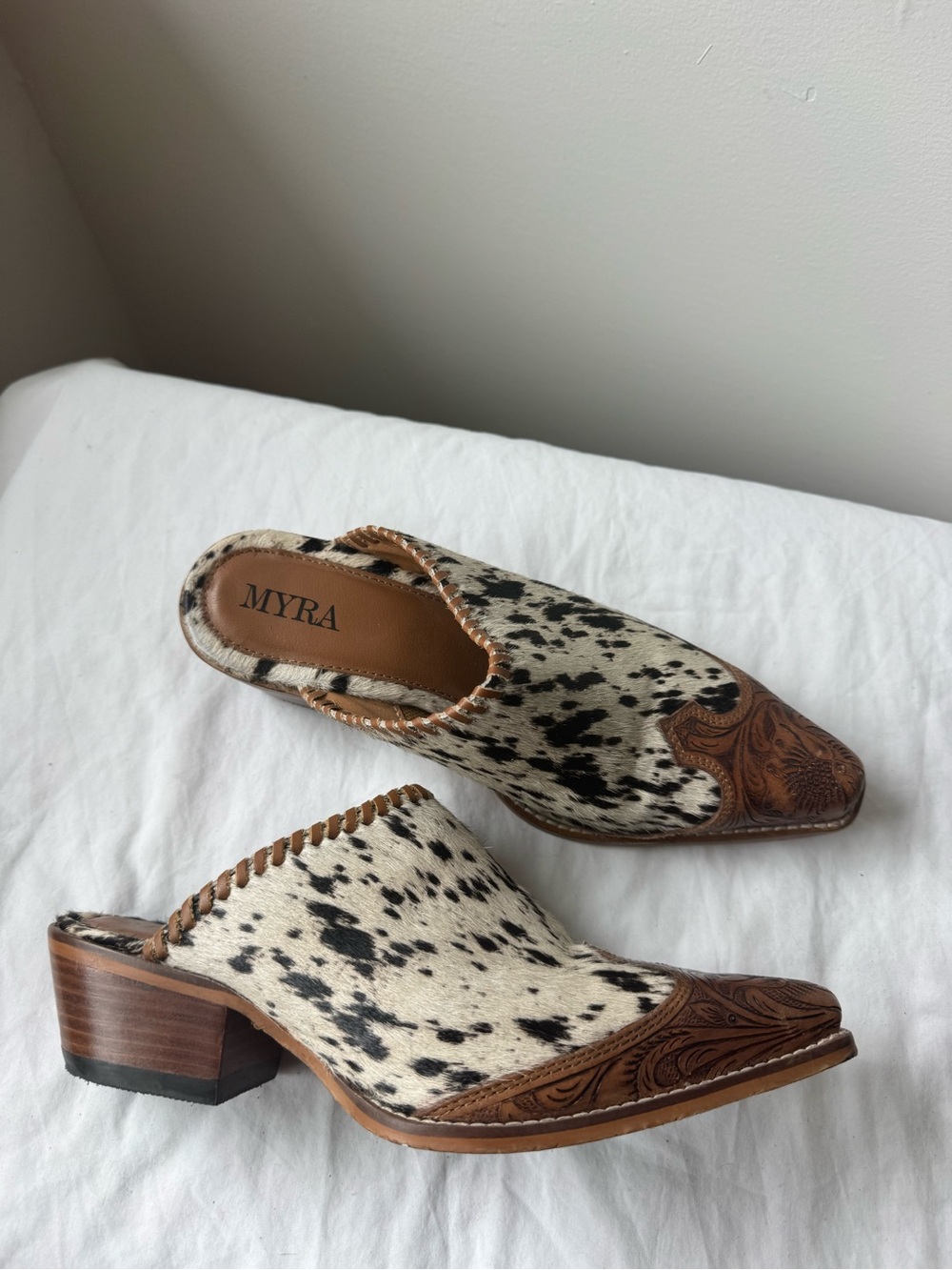 MYRA Cow Print Western Mule Heels Size 7